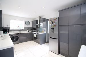 Kitchen/Diner- click for photo gallery